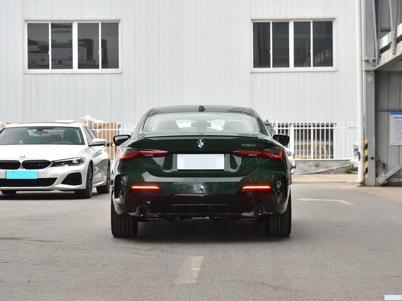����4ϵ 2024�� 430i M�˶���ҹ��װ