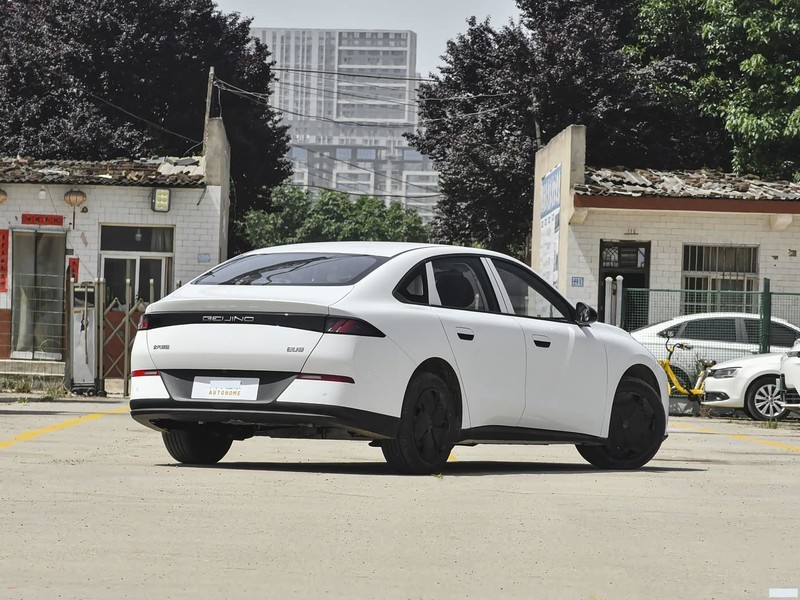 �������� ����EU8 2026�� 501km �����