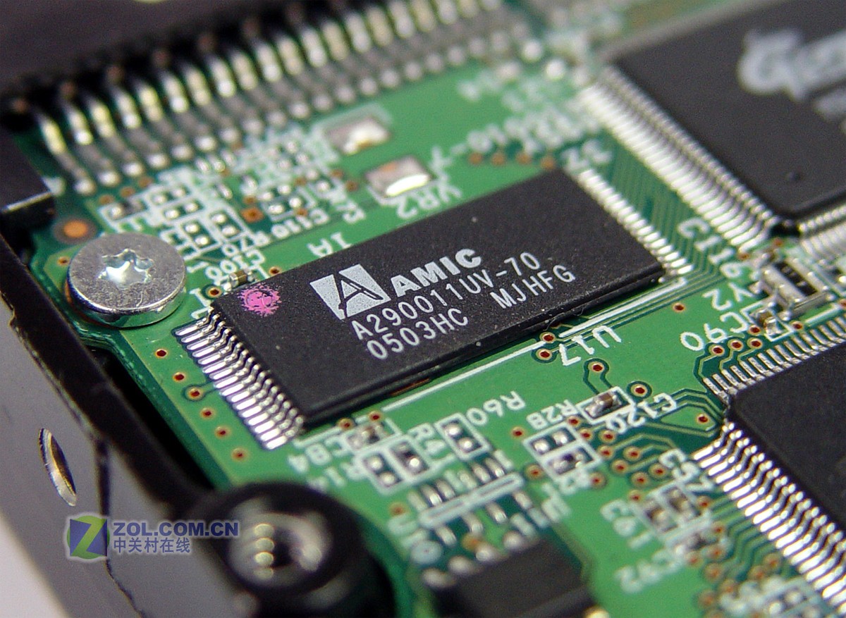 【高清图】 让数据高枕无忧 易拓安全型硬盘测试图6