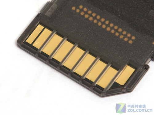 CFⵥ 8GB SDHC 