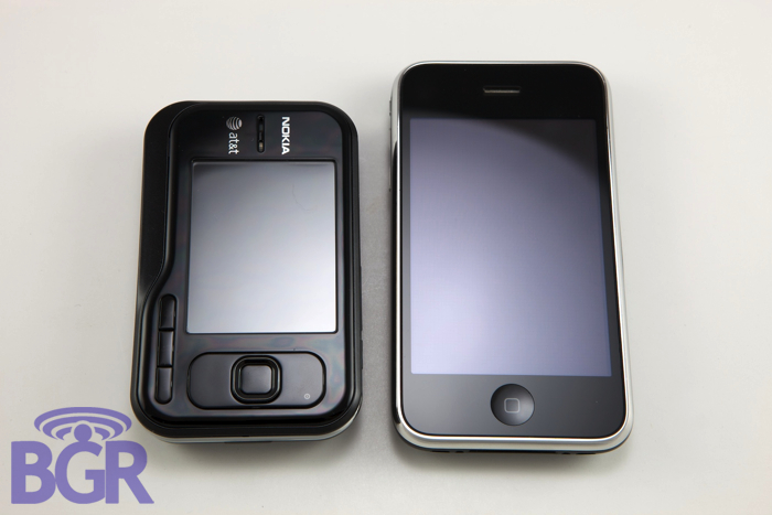 【高清图】 侧滑qwerty小怪兽 诺基亚6790真机图赏图1