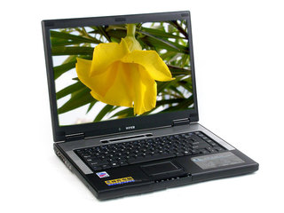 ���۳��� W740T