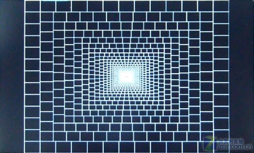 超越1080p 4.3英寸艾诺v8000hdv评测