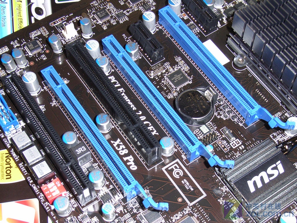 【高清图】 英特尔六核降临 微星豪华x58暴跌百元图6