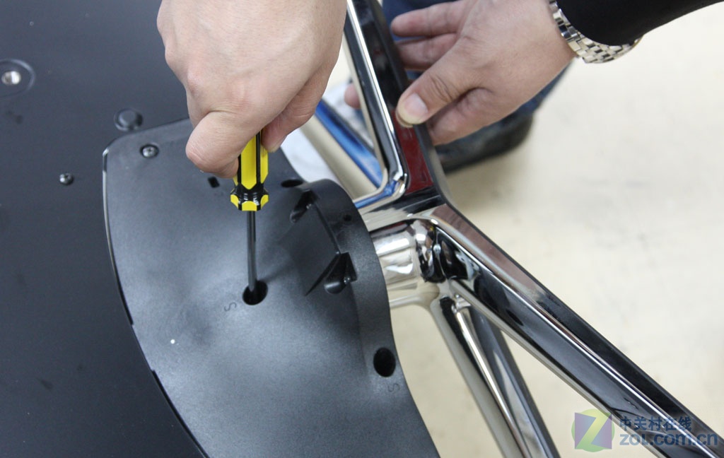 产品相关及图片    三星ua46c7000wf  类型: 自动播放 原图下载 98