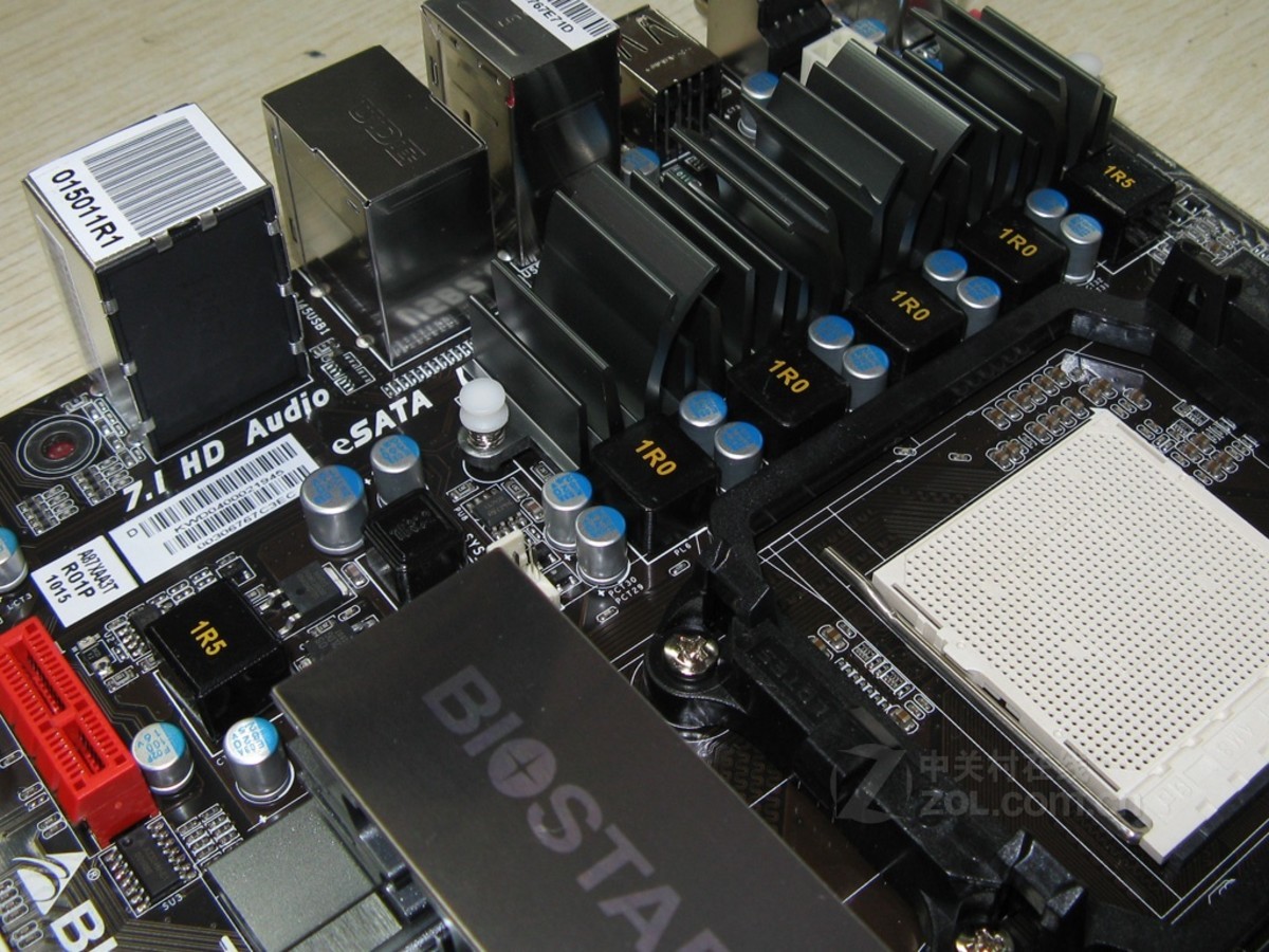 主板 映泰主板 映泰ta870  图片 实拍图 3 / 13隐藏