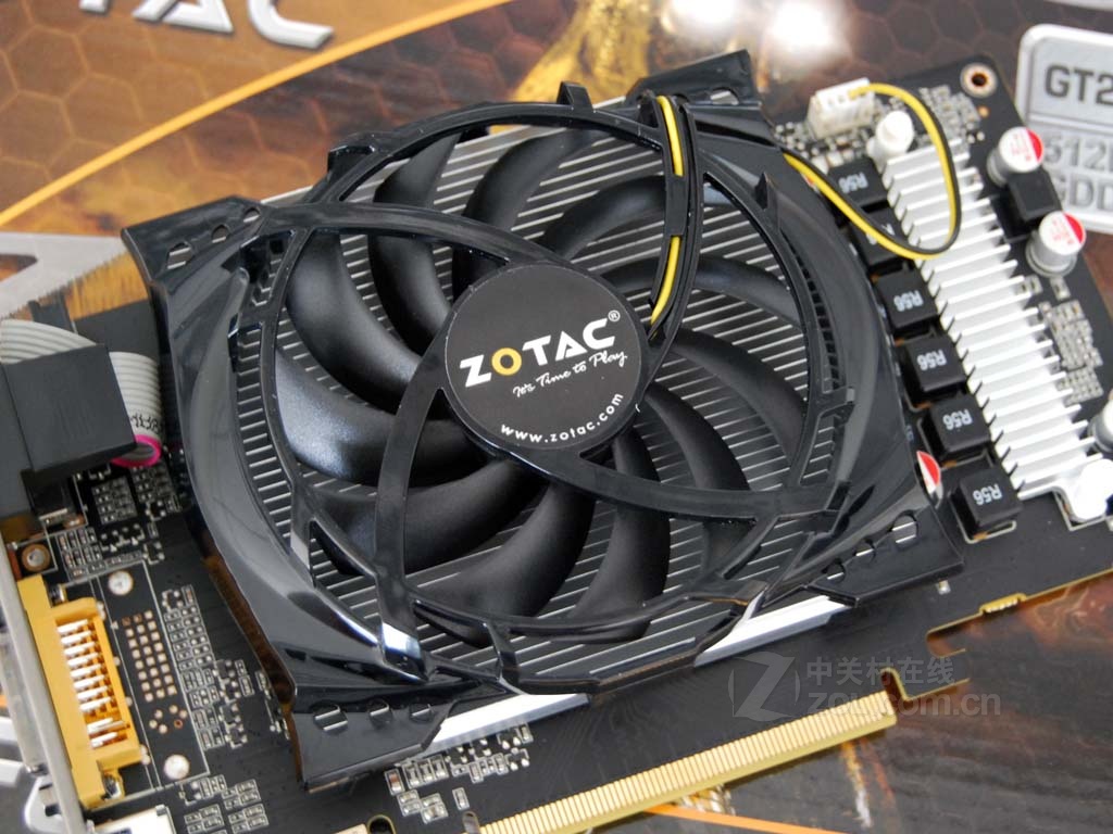 索泰gt240-512d5 毁灭者