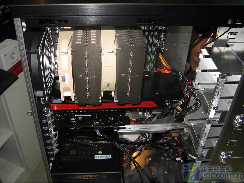 【高清图】 路遇骚人心不乱 编辑卖场高清装机实录图20