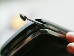 翻盖触控成熟稳重 摩托罗拉XT806好入手