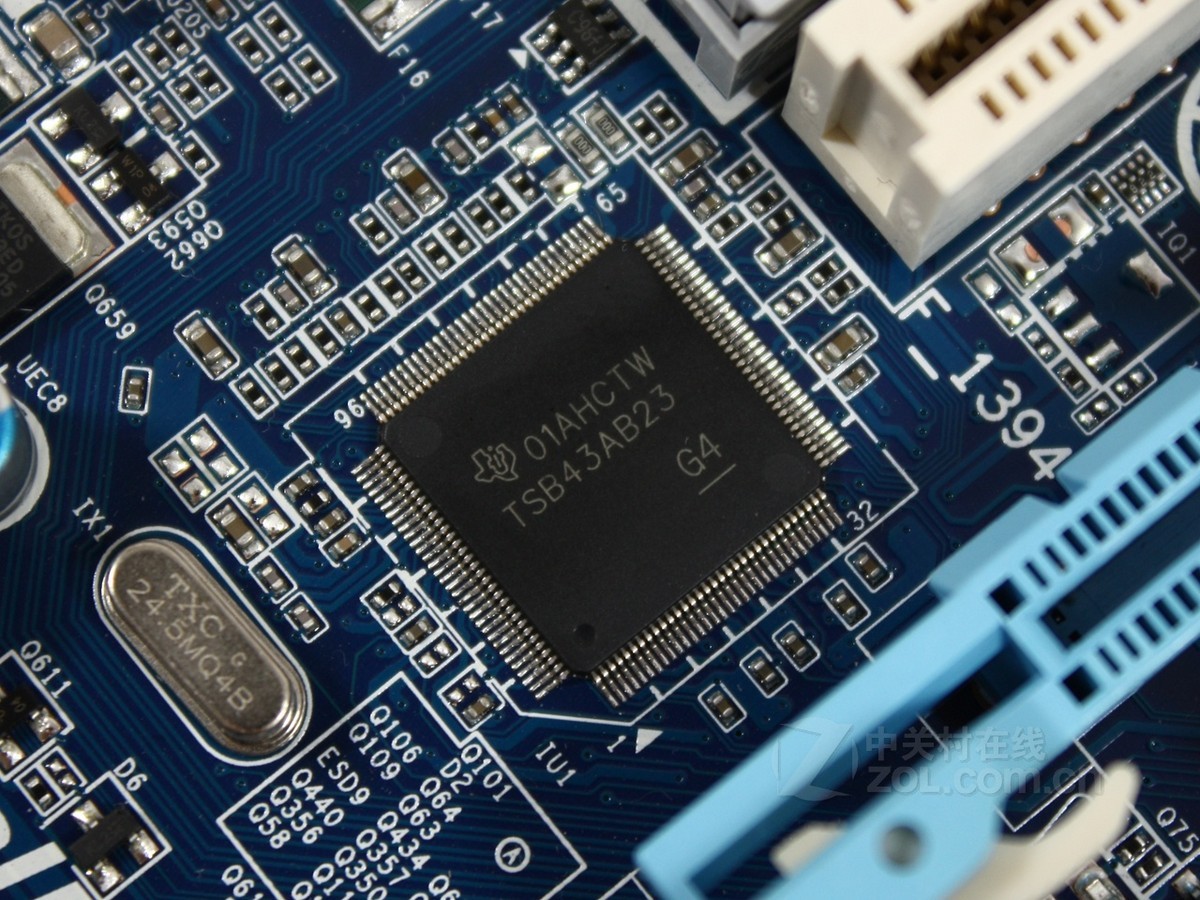 主板 技嘉主板 技嘉ga-870a-ud3 图片 局部细节图 29 / 34隐藏