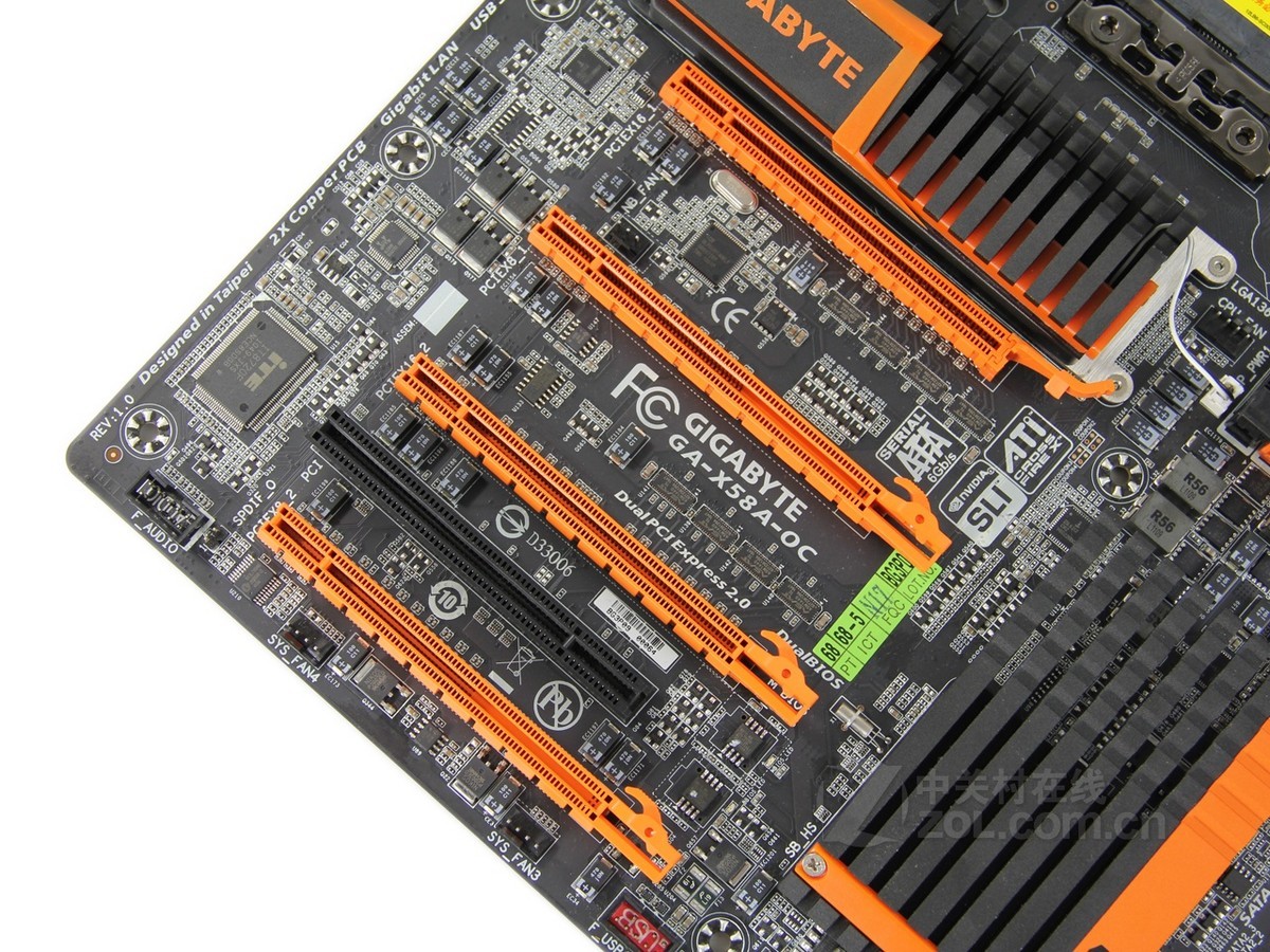 【高清图】 技嘉(gigabyte)ga-x58a-oc显卡插槽 图5