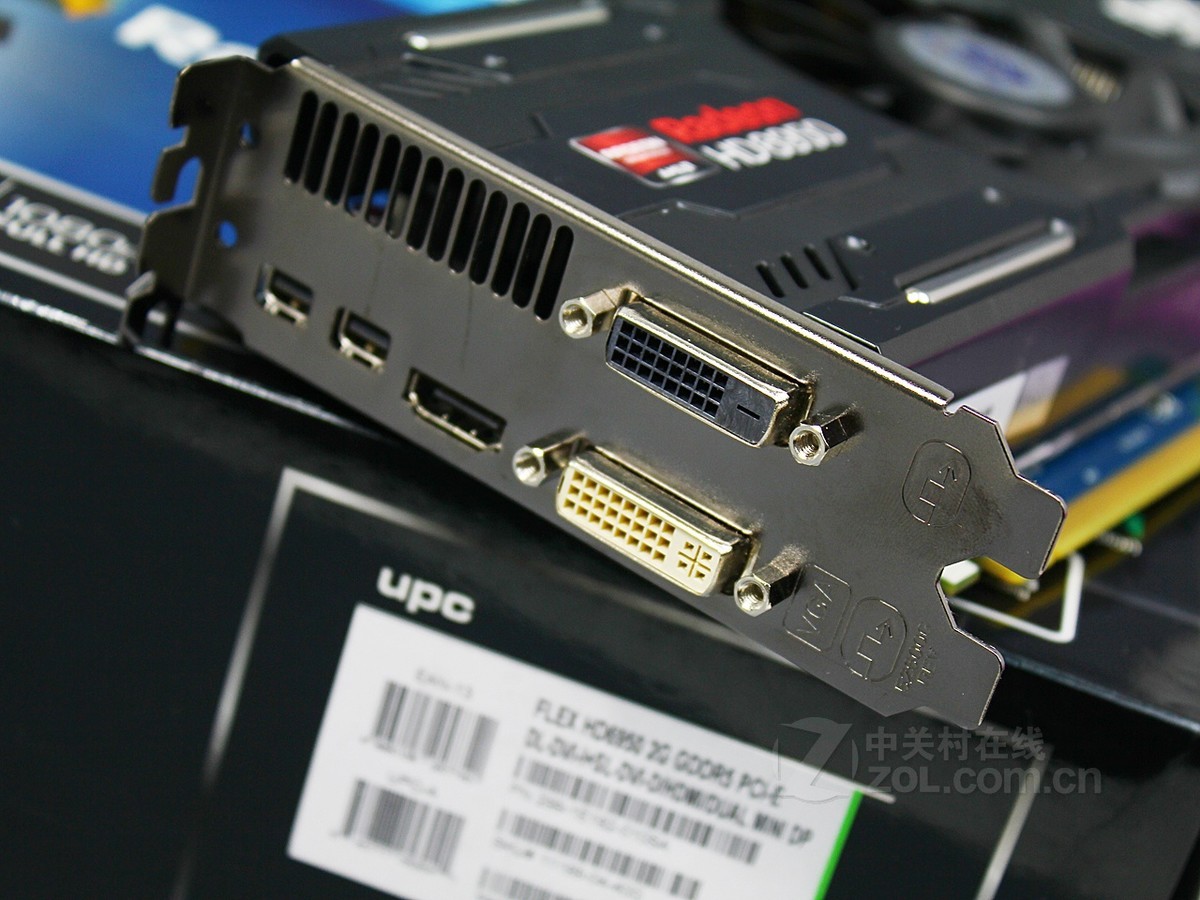 【高清图】 蓝宝石(sapphire)蓝宝hd6950 flex 2g gddr5 pci-e实拍图