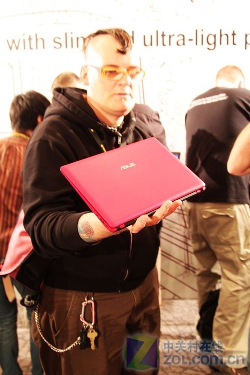 Computex 2011����˶Padfone���ƹ��� 