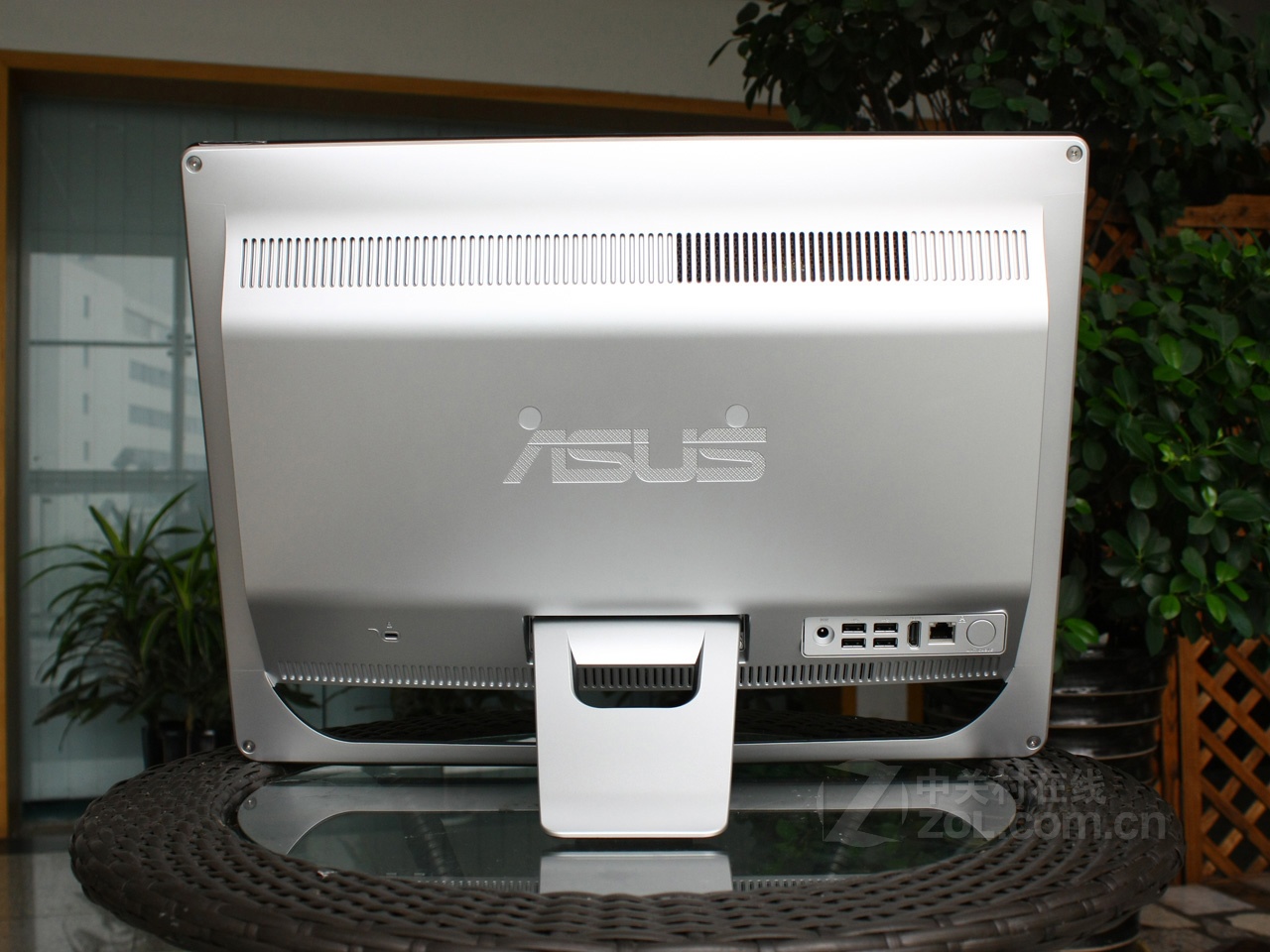 【华硕 et2011eg(e5800/2gb/1tb)】华硕 et2011eg(e5800/2gb/1tb)评测