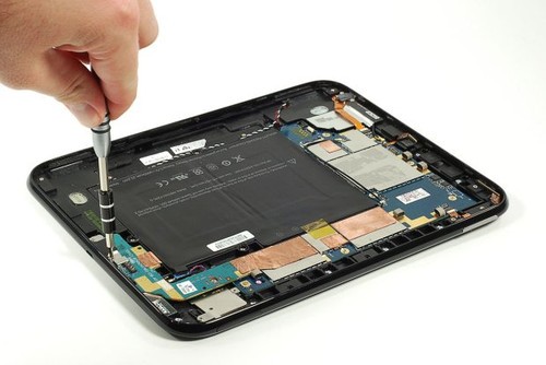 惠普TouchPad平板实机全程拆解(组图)