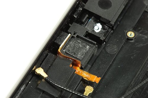 惠普TouchPad平板实机全程拆解(组图)