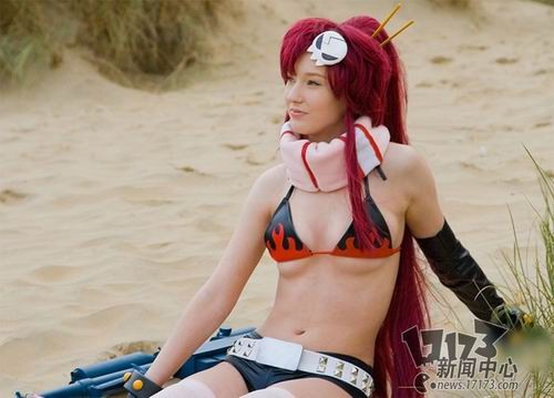 清纯与火辣并存 围观最性感的COSPLAY