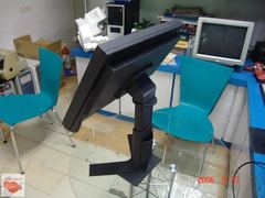 6.9毫米超窄边框 艺卓S1961全国首测