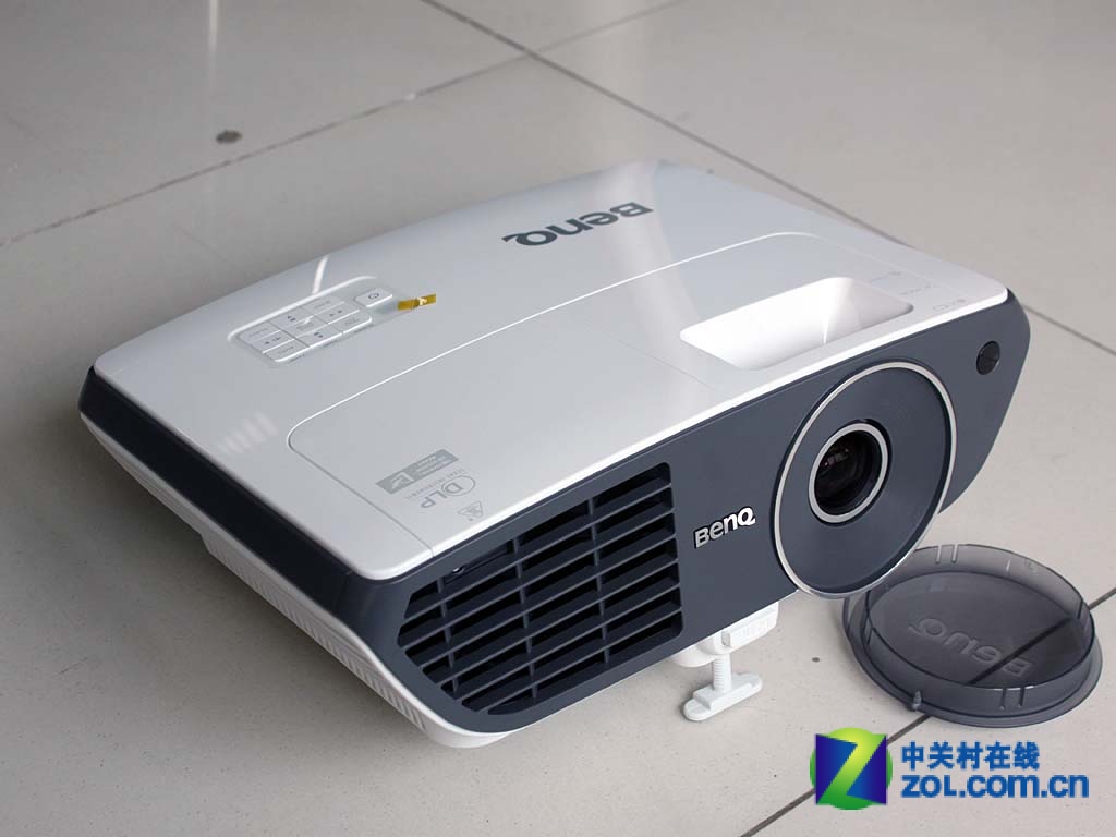 【高清图】 十一限量购 3d 720p投影明基w700到货图1