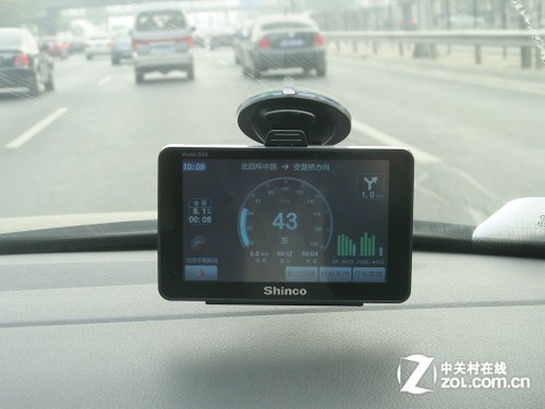 新版S4.0 新科E60高清导航仪上路实测