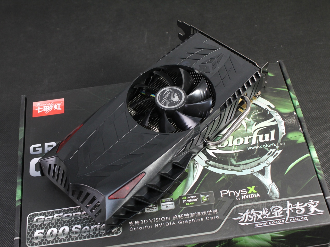 七彩虹gtx550ti雷暴鲨d5768m