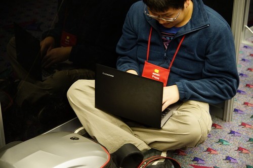 CES2012!联想U300s展会报道图片精选