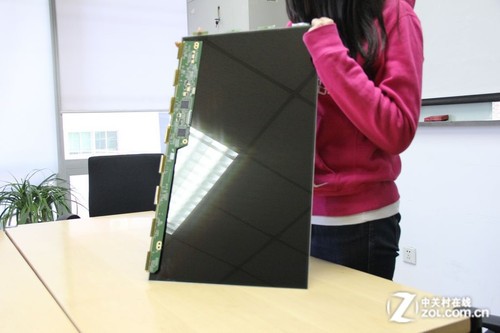 形于外精于内 三星PLS广视角液晶解析