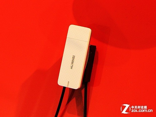 从3G到4G 华为上网卡集体亮相CeBIT2012