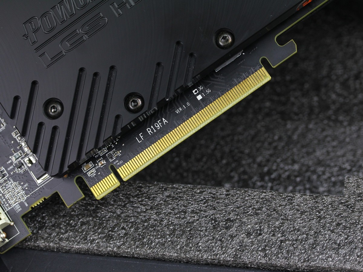 【高清图】 迪兰(powercolortech)hd7970 水冷版 3g实拍图 图79