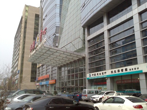 С�ɻ�����òʺ����� ˫������ST25i���� 