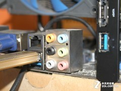 USB3.0还缺谁 解决主板插槽