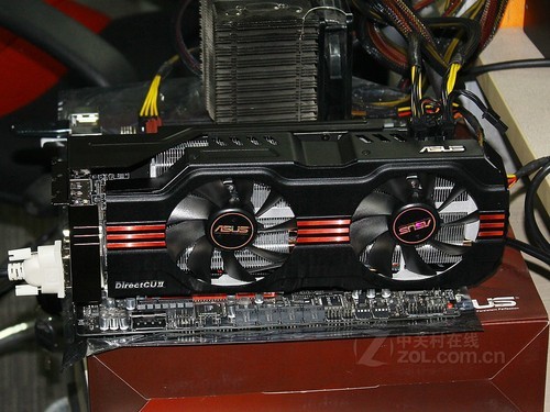 华硕gtx680 外观图