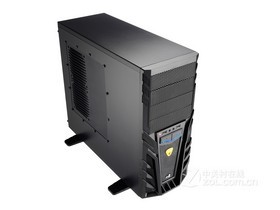 大机箱和小机箱散热对比 ceCVC9txBPXsA.jpg