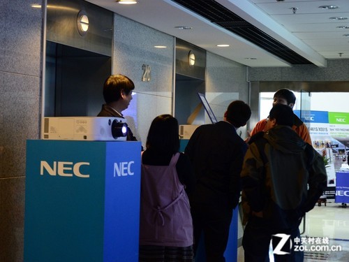 5000 NEC PA500U+ͶӰ 