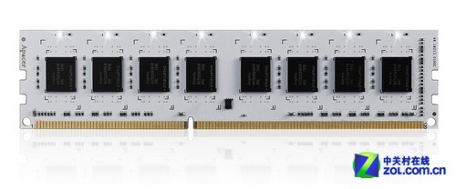 ��հ�۽��Ƚ�SSD��USB3.0�洢������� 