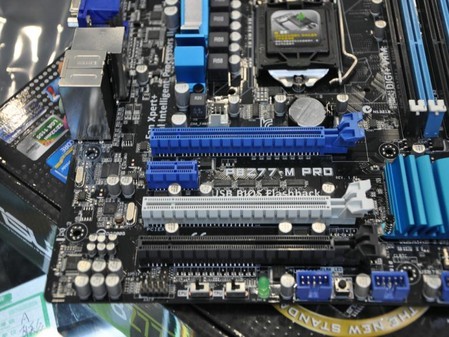 小板配四内存插槽华硕p8z77mpro到货