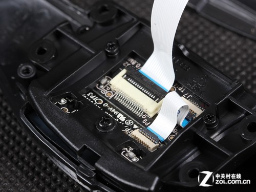 深度拆解 Razer那伽梵蛇2012版游戏鼠标