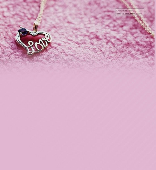 爱情心形qq皮肤微笑只是我的伪装而