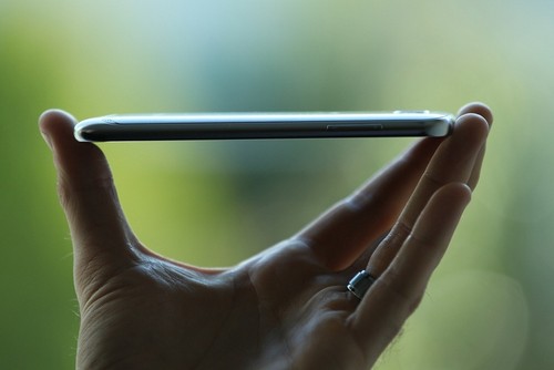 4.8吋+1.5GHz双核 WP8三星Ativ S公布