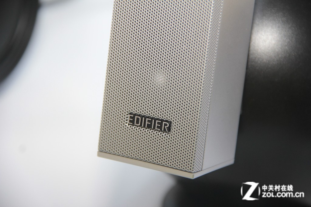 音箱 漫步者音箱 漫步者e20 图片 返回综述页2 / 12隐藏