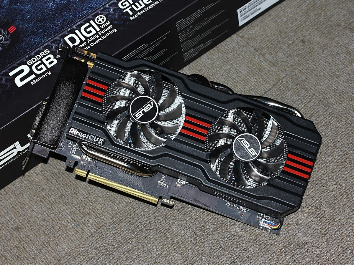 显卡 华硕显卡 华硕gtx660 diretcu ii top 图片 实拍图 1 / 15隐藏